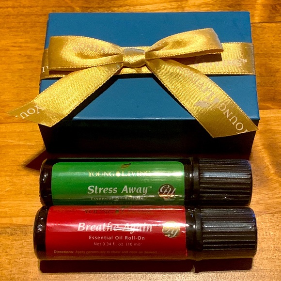 Young Living Essential Oils Gift Box 2 Roll Ons